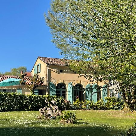 La Rebiere D'Or, B&B Et Gite Mouleydier Exterior foto