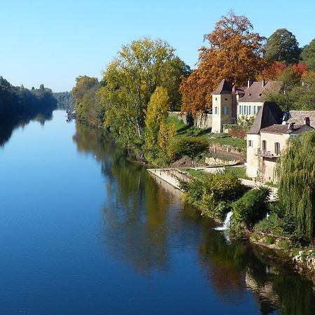 La Rebiere D'Or, B&B Et Gite Mouleydier Exterior foto